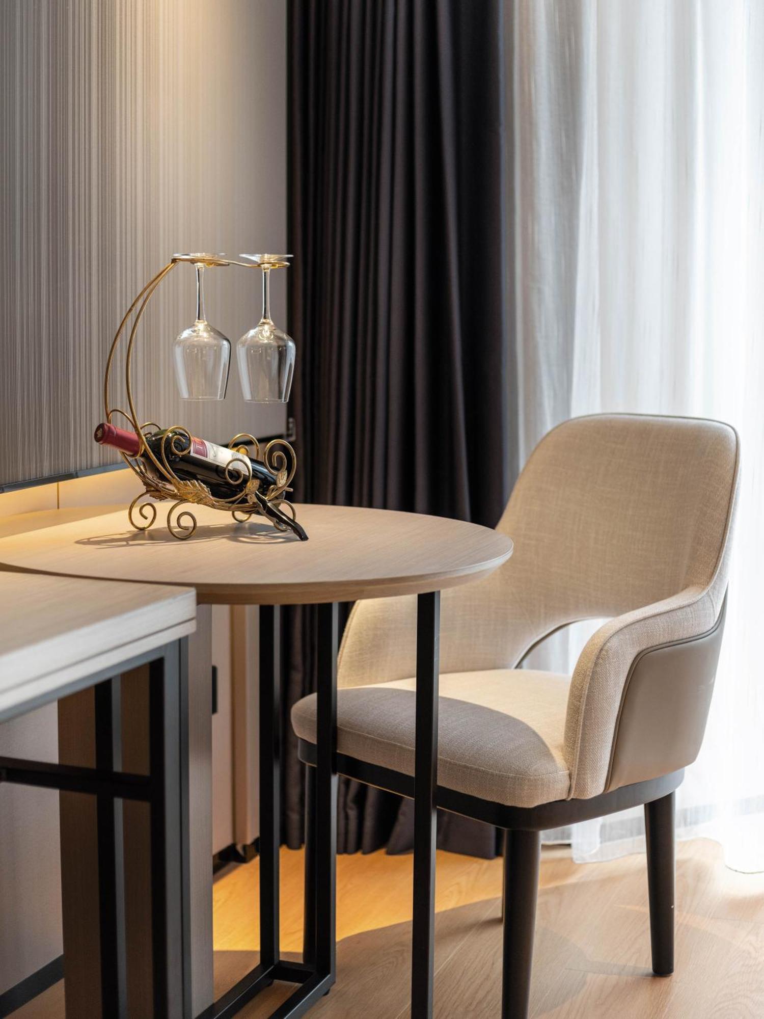 Lavande International Hotel Guangzhou Taikoo Hui Square Shipaiqiao Metro Station Branch - Free Shuttle Bus To Canton Fair Complex During Canton Fair Period & Free Vpn Internet Access Extérieur photo