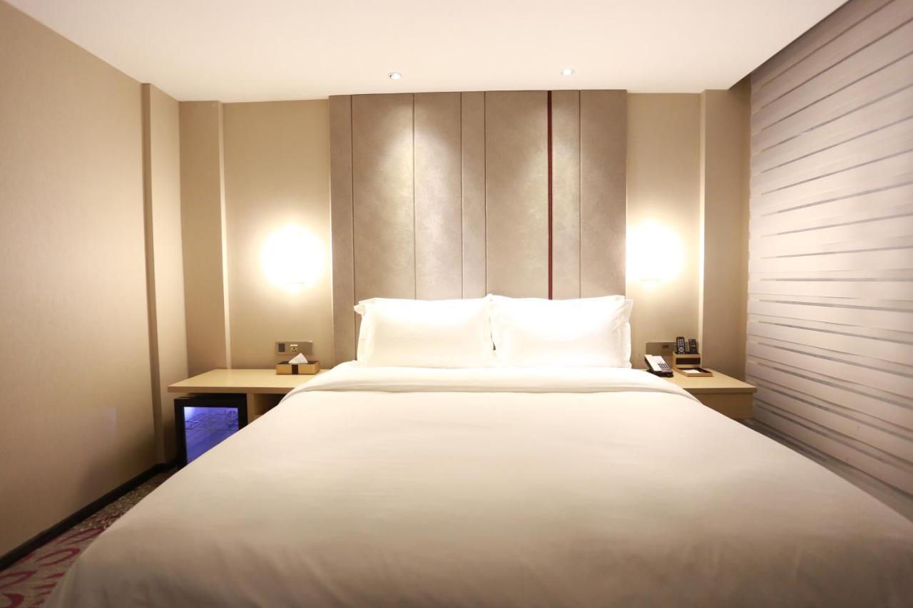 Lavande International Hotel Guangzhou Taikoo Hui Square Shipaiqiao Metro Station Branch - Free Shuttle Bus To Canton Fair Complex During Canton Fair Period & Free Vpn Internet Access Extérieur photo